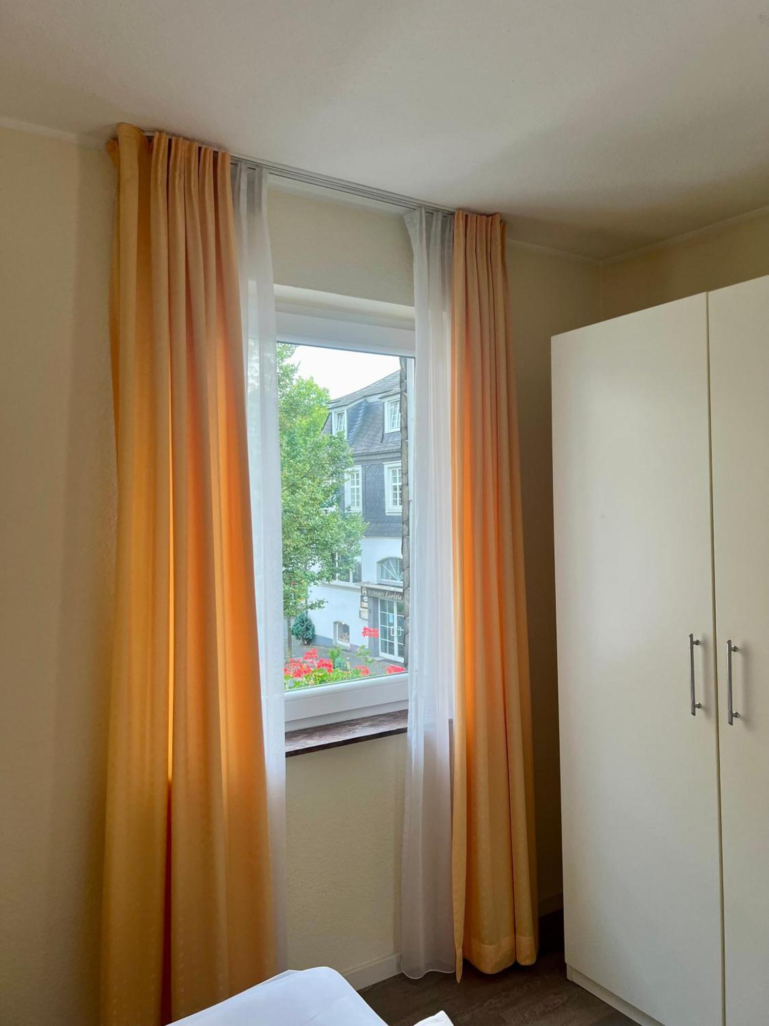 Hetzel'S Hotelchen Olpe bei Meschede エクステリア 写真
