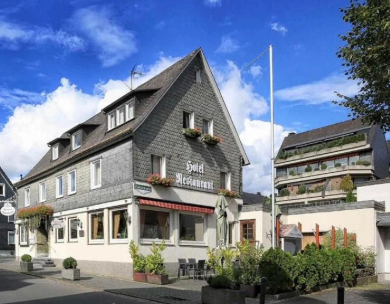 Hetzel'S Hotelchen Olpe bei Meschede エクステリア 写真